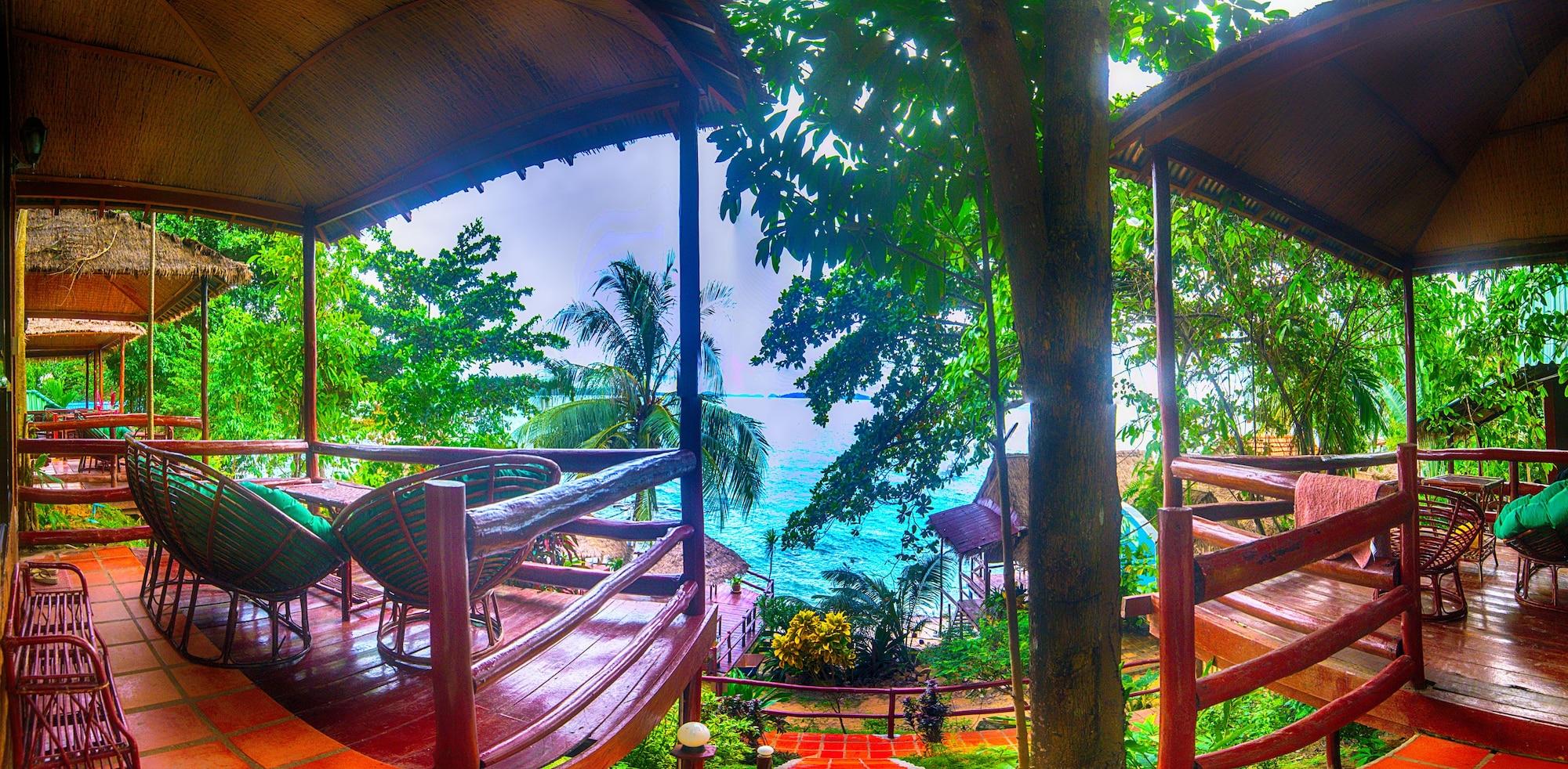 Above Us Only Sky Hotel Sihanoukville Exterior foto
