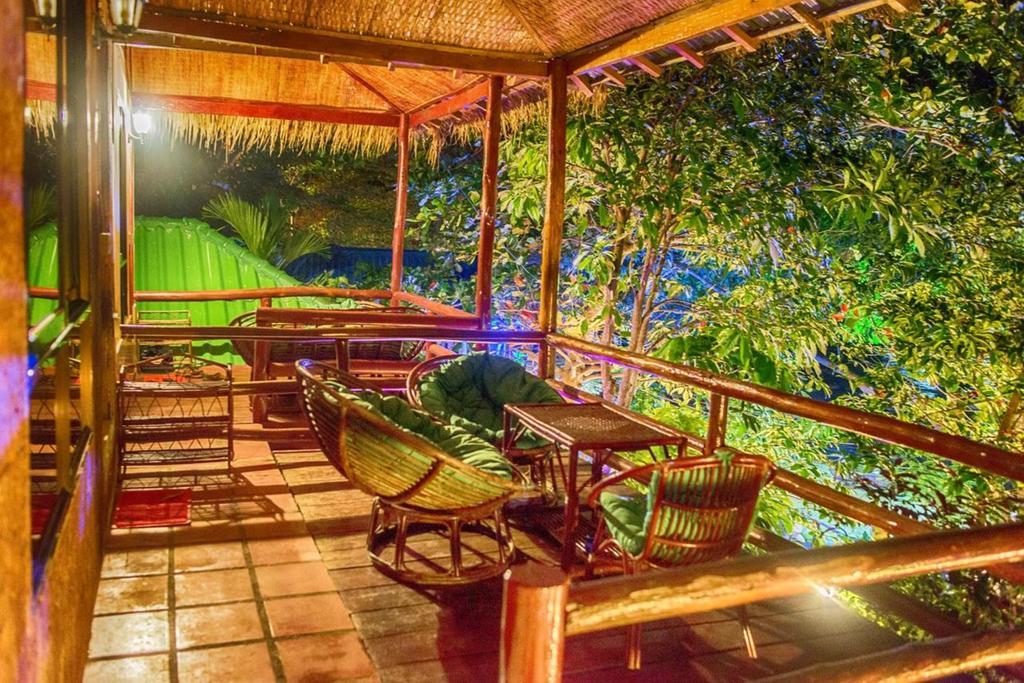 Above Us Only Sky Hotel Sihanoukville Exterior foto