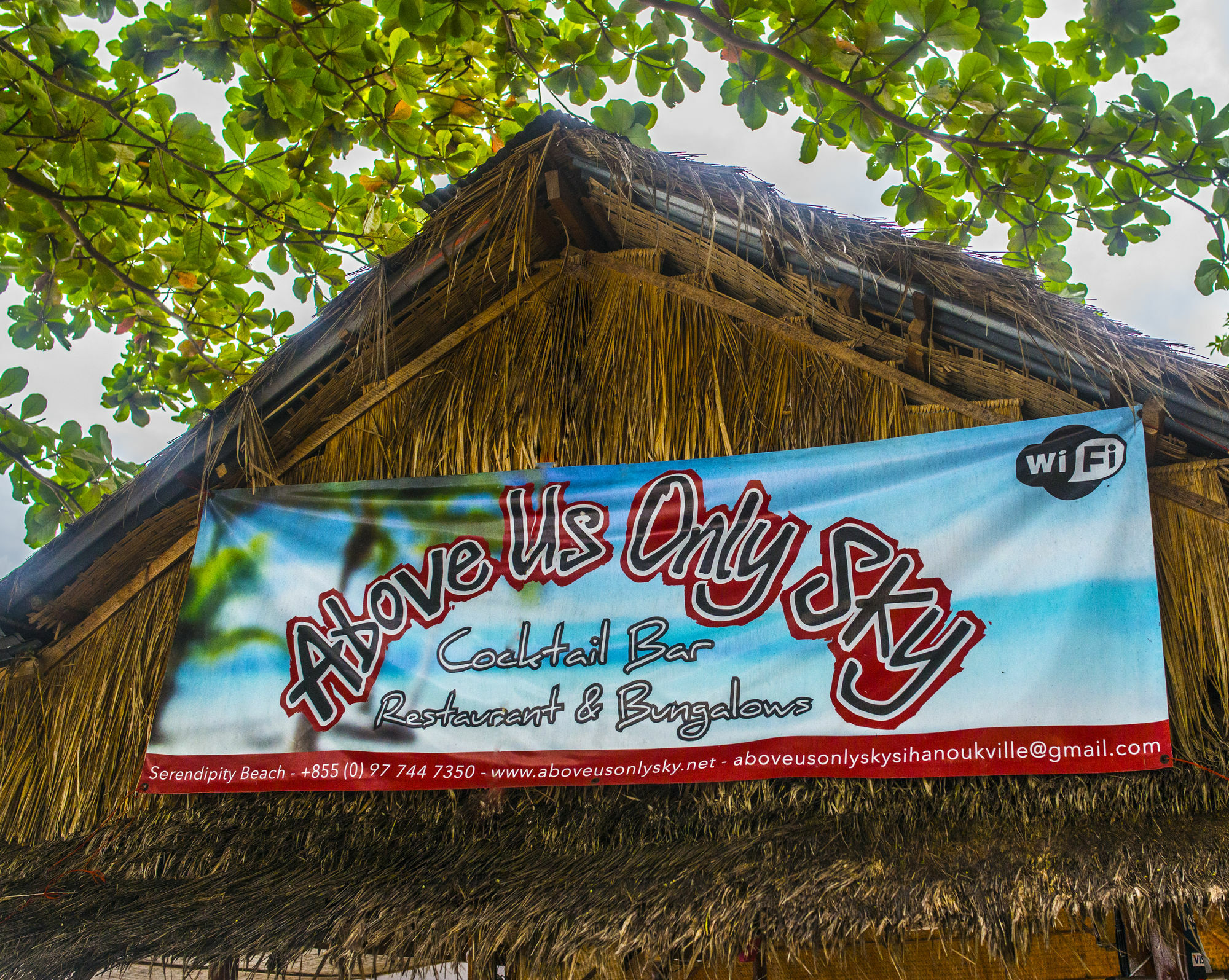 Above Us Only Sky Hotel Sihanoukville Exterior foto