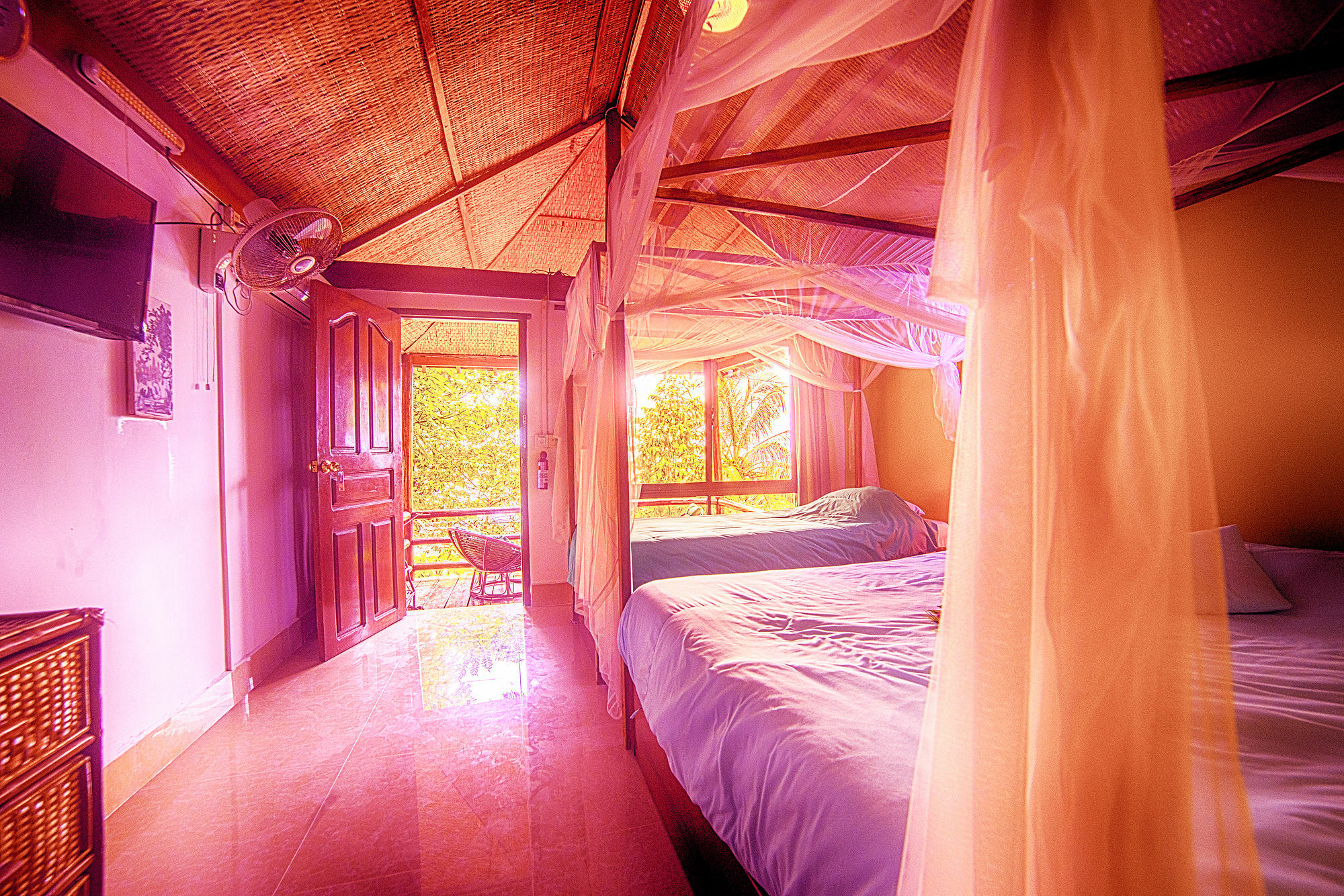 Above Us Only Sky Hotel Sihanoukville Exterior foto