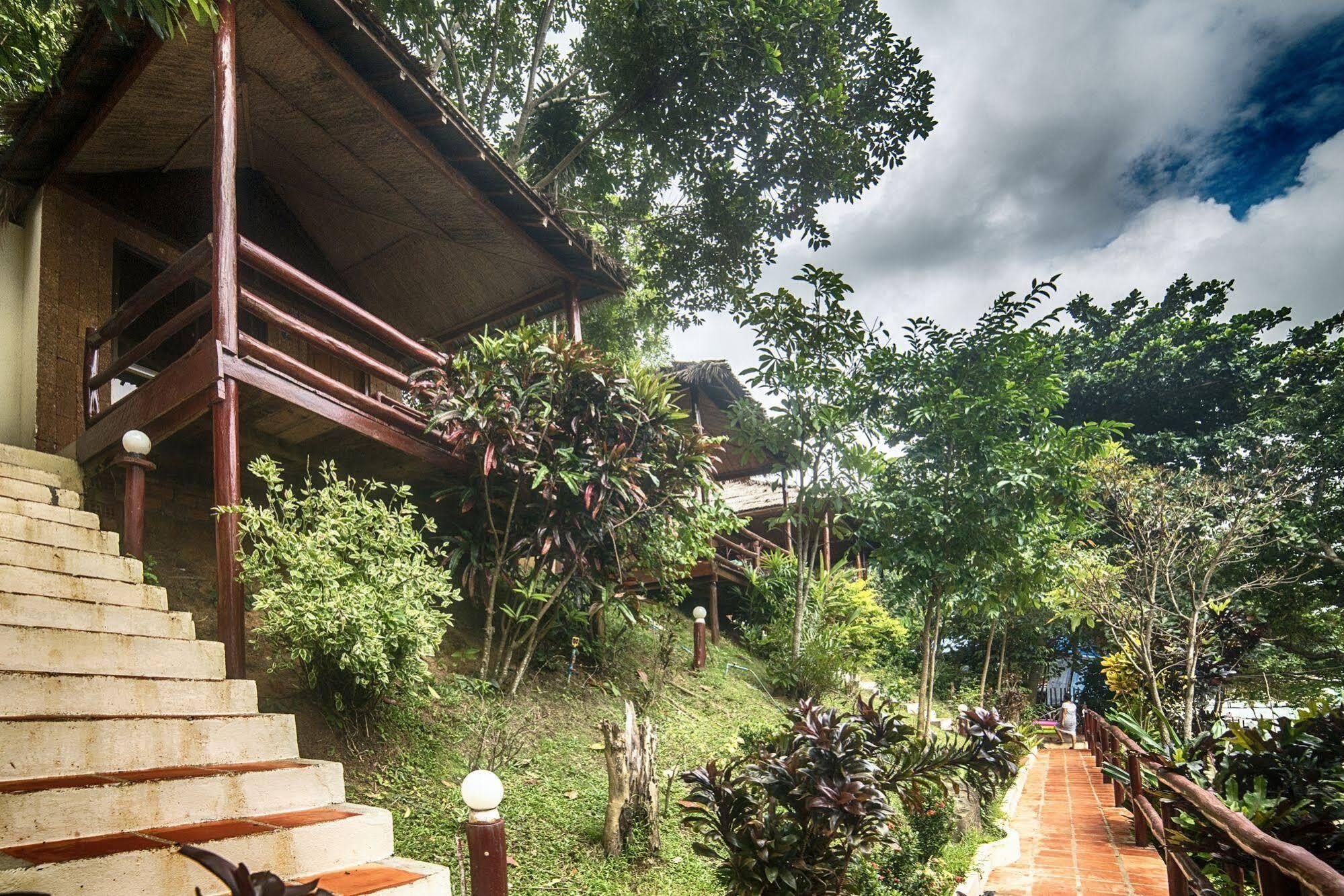 Above Us Only Sky Hotel Sihanoukville Exterior foto